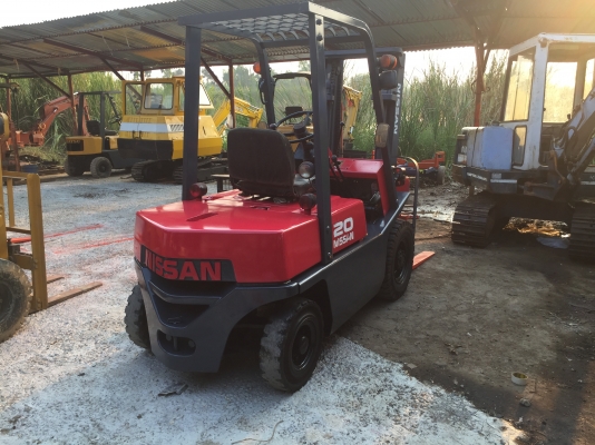 นิสสัน 2 ตันเสาสูง 3 เมตรเก่าญี่ปุ่น มีใบอินวอยไม่เคยใช้ในไทย นิสสัน 2 ตันเสาสูง 3 เมตรเก่าญี่ปุ่น มีใบอินวอยไม่เคยใช้ในไทย