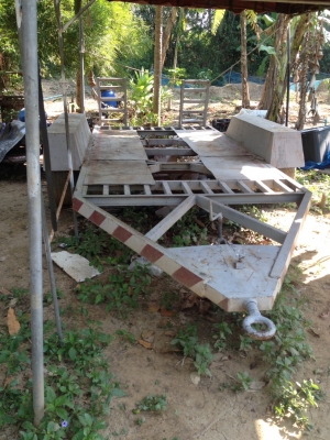 ขาย แม็คโค pc 30-6 มีไลน์หัวกระแทก แทร็กยาง แถมเครื่องตัดจ๊อยถนนอีก1เครื่อง 210,000 ต่อรองได้ ขาย แม็คโค pc 30-6 มีไลน์หัวกระแทก แทร็กยาง แถมเครื่องตัดจ๊อยถนนอีก1เครื่อง 210,000 ต่อรองได้