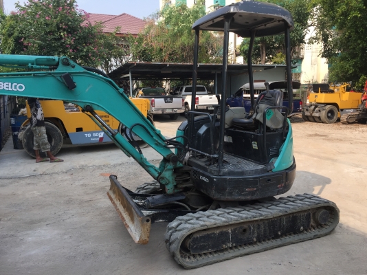 ขายรถแบคโค SK25-2 สภาพดี พร้อมใช้งาน