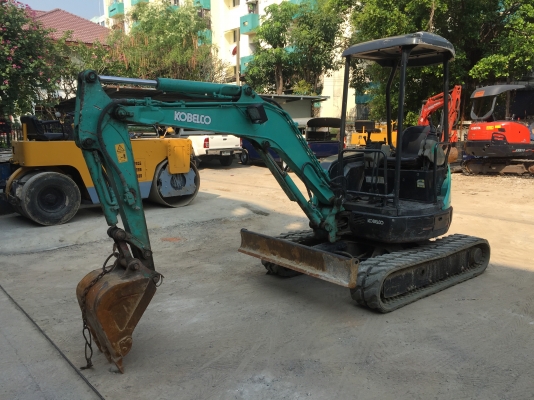 ขายรถแบคโค SK25-2 สภาพดี พร้อมใช้งาน