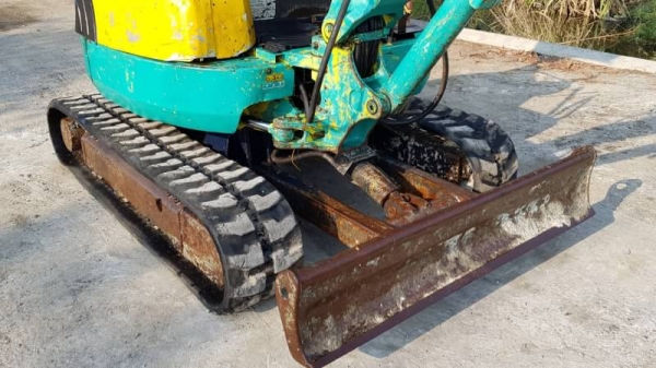 ขายด่วนรถแบคโฮคูโบต้าK30-3คอลโทลสั้นน้ำมันปั้มนี้วติดลายหัวกะแทกดีดีเทียบเท่าPC30รถนอกสถาพดีพร้อมใช้เพิ่งนำเข้ามายังไม่เคยใช้งานในไทยเลย