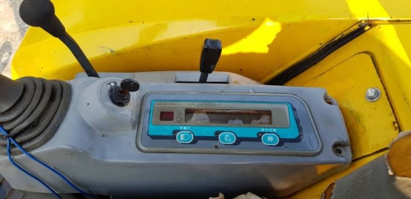 ขายด่วนรถแบคโฮคูโบต้าK30-3คอลโทลสั้นน้ำมันปั้มนี้วติดลายหัวกะแทกดีดีเทียบเท่าPC30รถนอกสถาพดีพร้อมใช้เพิ่งนำเข้ามายังไม่เคยใช้งานในไทยเลย