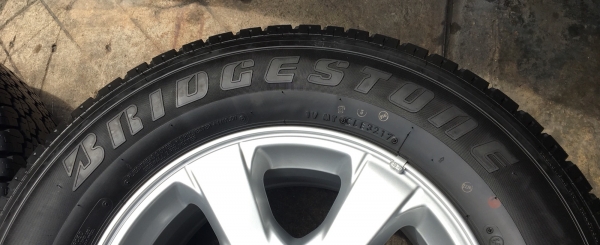ล้อแม็กป้ายแดง ISUZU D-MAX Blue Power ขอบ 16 พร้อมยางป้ายแดง 245-70-16 Bridgestone ปลายปี 17 แม็กสวย ยางมีตุ่ม
