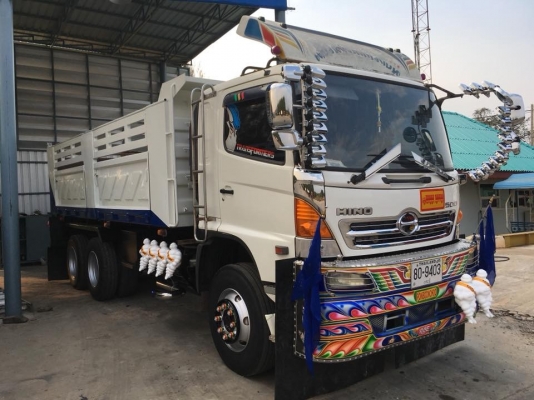 Hino 320 แรง ปี 49 แม่เดี่ยวกระบะดัมพ์สามมิตร มีระบบลากพ่วง พร้อมใช้งานค่ะ