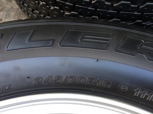 ล้อแม็ก ISUZU D-Max All New ขอบ 16 พร้อมยาง Bridgestone 245-70-16 ปลายปี 15 แม็กสวย ดอกยางหนา