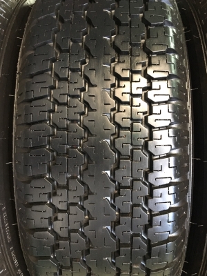 ยาง Bridgestone 245-70-16 ปลายปี 15 ดอกยางหนาปึก ยาง Bridgestone 245-70-16 ปลายปี 15 ดอกยางหนาปึก