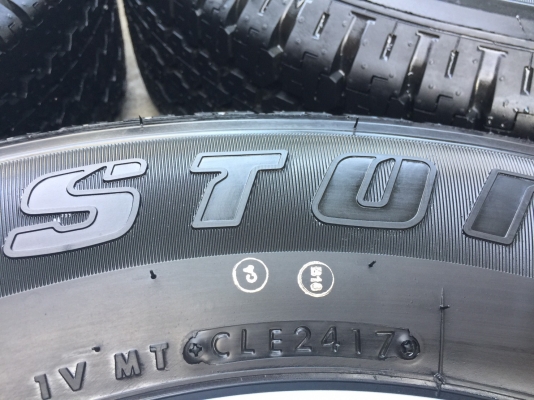 ล้อแม็กป้ายแดง ISUZU D-MAX 1.9 Blue Power ขอบ 16 พร้อมยางป้ายแดง Bridgestone 245-70-16 ปี 17 แม็กสวยกริ๊บ ตุ่มเด้งๆ มีเส้นสี