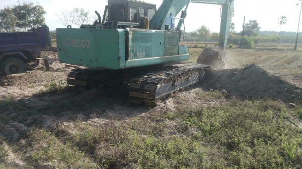 KATO HD700 VII เอกสารเล่มทะเบียน เครื่องแน่น ปั้มแรง เอวดี โลนเลอร์ไม่แตก โช่สูง บูชโช้แตกฝั่งดืยว สเตออร์ไม่ดีข้างหนื่ง กระจกแตกชิ้นเดืยวด้านหน้าตัวล่าง บอดี้ดูดี ทำงานดี อยู่ยโสธร สนใจ 0835601591 หรือ 0903494058 KATO HD700 VII เอกสารเล่มทะเบียน เครื่องแน่น ปั้มแรง เอวดี โลนเลอร์ไม่แตก โช่สูง บูชโช้แตกฝั่งดืยว สเตออร์ไม่ดีข้างหนื่ง กระจกแตกชิ้นเดืยวด้านหน้าตัวล่าง บอดี้ดูดี ทำงานดี อยู่ยโสธร สนใจ 0835601591 หรือ 0903494058