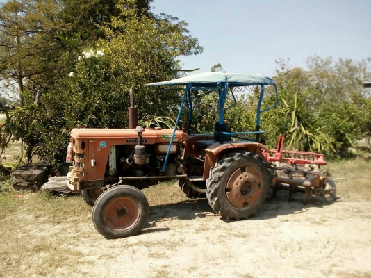 รถไถนาไทซัน25แรงพร้อมผาน