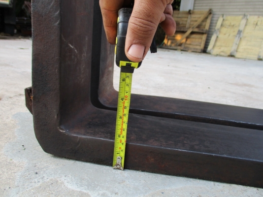 ขาย( งา ) รถ forklift ขนาด1.5- 2.5 ตัน