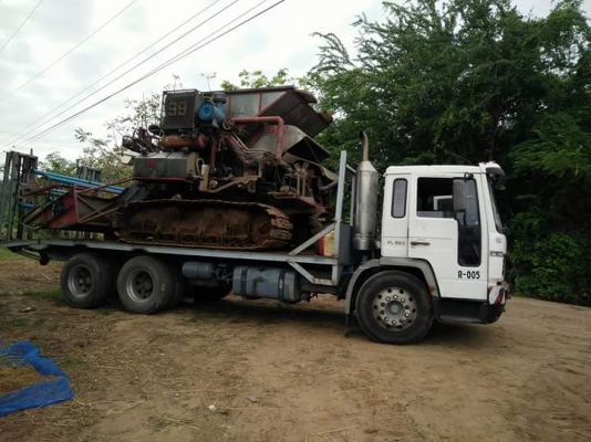 ขายด่วนรถเกี่ยวข้าวพร้อมใช้งาน ติดต่อ 0970709318 ต้อม ดูคลิปการเกี่ยวได้ด้านล่าง