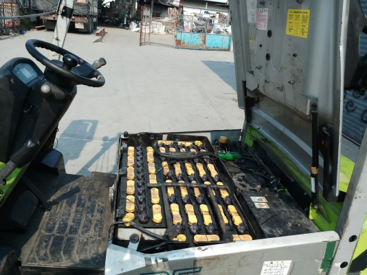 ขาย โฟล์คลิฟท์ ไฟฟ้า sumitomo 2.5 ตัน เสา 4 ม. ยางตัน ขาย โฟล์คลิฟท์ ไฟฟ้า sumitomo 2.5 ตัน เสา 4 ม. ยางตัน