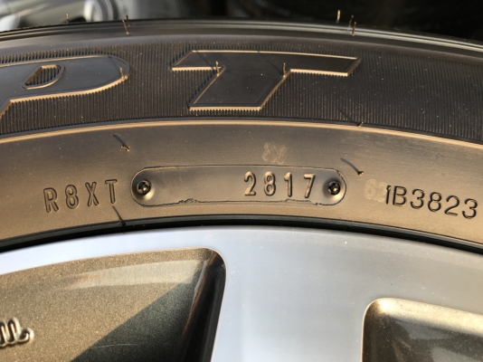 ล้อพร้อมยางป้ายแดง TOYOTA NEW FORTURNER ปี 17 สวยกริปทุกวง เส้นสี ตุ่มชัดๆ