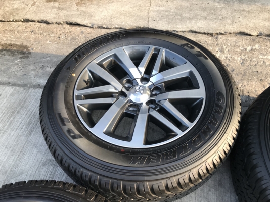 ล้อพร้อมยางป้ายแดง TOYOTA NEW FORTURNER ปี 17 สวยกริปทุกวง เส้นสี ตุ่มชัดๆ