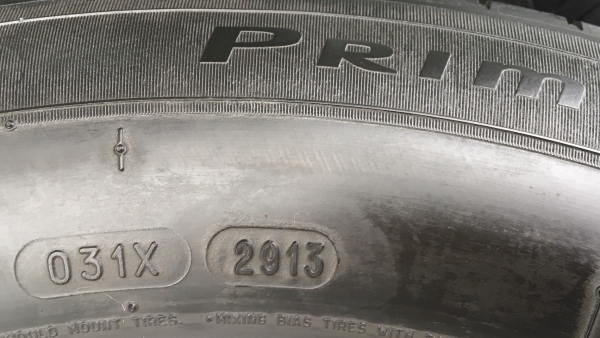 ล้อแม็ก Toyota Vigo Champ ขอบ 16 พร้อมยาง Michelin 215-60-16 ปี 13