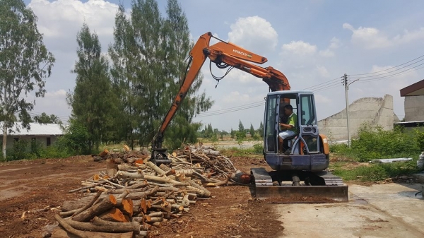 ขายรถแบ็คโค HITCHI60คีบไม้ เครื่องฟิตใหม่ช่วงล่างดีเอวแน่นทำงานไว สภาพพร้อมใช้งาน คีบขึ้นคอกเกษตรได้ วีดีโอการทำงานhttpsyoutu.bepuB2nPfHtGE ขายรถแบ็คโค HITCHI60คีบไม้ เครื่องฟิตใหม่ช่วงล่างดีเอวแน่นทำงานไว สภาพพร้อมใช้งาน คีบขึ้นคอกเกษตรได้ วีดีโอการทำงานhttpsyoutu.bepuB2nPfHtGE