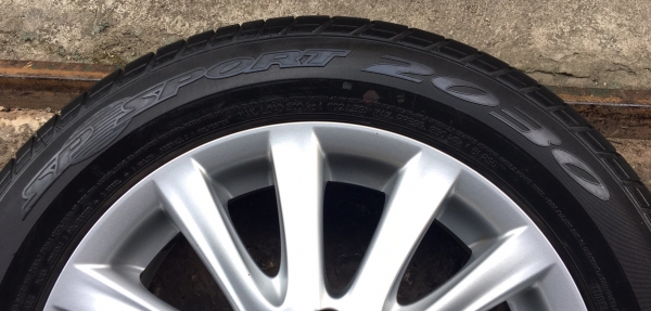 ล้อแม็ก Toyota Vios รุ่น12ก้าน ขอบ 15 พร้อมยาง Dunlop 185-60-15 ปี 14