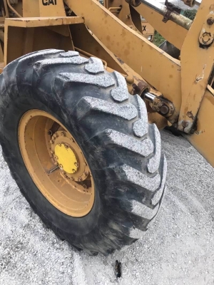 ขาย 395,000 บาท CATTERPILAR 910 เครื่องดี เกียร์ดี (ต่อแขน-เปิดปาก) ปั้มแรง ยางสวย เอกสารชื้อขาย  รถอยู่ จ นครปฐม โทร 0610710295