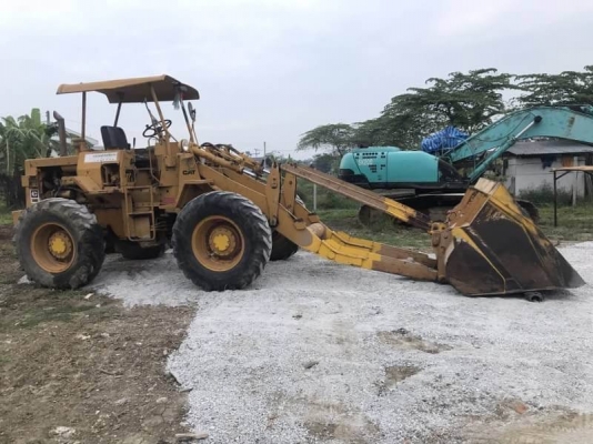 ขาย 395,000 บาท CATTERPILAR 910 เครื่องดี เกียร์ดี (ต่อแขน-เปิดปาก) ปั้มแรง ยางสวย เอกสารชื้อขาย  รถอยู่ จ นครปฐม โทร 0610710295