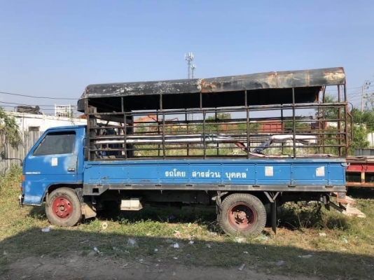 ขาย 185,000 บาท ISUZU NKR58LU5M ปี 36 ยาว 4.2 เมตร เครื่อง 4BD1-TURBO -135 แรง เกียร์สั้น หัวบาง ยาง ดี คัสชีสวย เอกสารเล่มทะเบียน  รถอยู่ นครปฐม โทร 0610710295