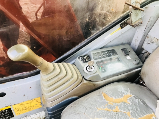 ขาย HITACHI EX135US-5 มีไลนหัวกระแทก รถพร้อมใช้งาน เอกสารอินวอย