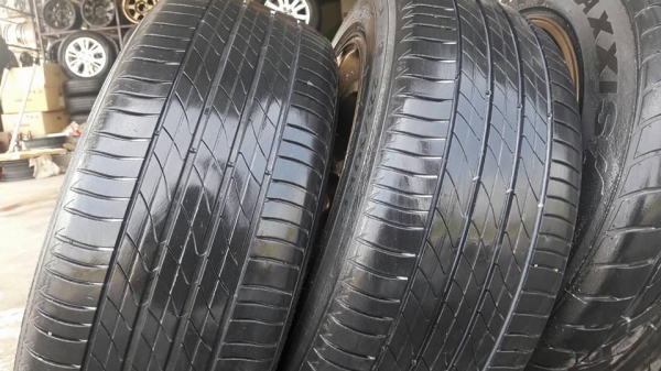 ขายล้อแม็กมือ2 advan rs 17"&times; f8" x r9" et20 ยางปี14,17สนใจติดต่อร้าน ก.เจริญการยางครับ 081-3747940