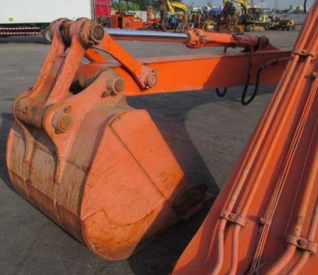 สินค้าเก่านอก สภาพสวย ขายถูกด่วนๆ บูม-อาร์มพร้อมบุ๊งกี๋ รถขุดไซค์ 200 / ราคาเพียง 200,000 บาท สนใจรีบติดต่อ 0819337688