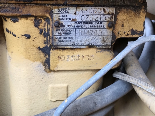 แทร็คเตอร์ CAT D5B เครื่อง 10Z นำเข้าตรงจากญี่ปุ่น ไม่เคยใช้งานในไทย