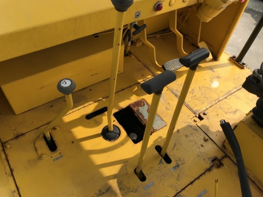 รถบด Dynapac รุ่น CP202 แบบ 9 ล้อยาง นำเข้าจากญี่ปุ่น