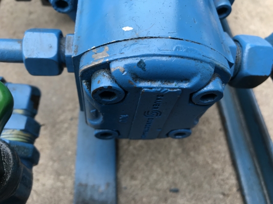 ขายชุดปั้มน้ำมันไฮโดรลิคครบชุดไฟบ้าน Mitsubishi 2HP. 220V พร้อมวาร์คคอนโทรล 3ชุด 220V กระบอกไฮโดรลิค ชุดคุมไฟ สภาพสวย พร้อมใช้งาน