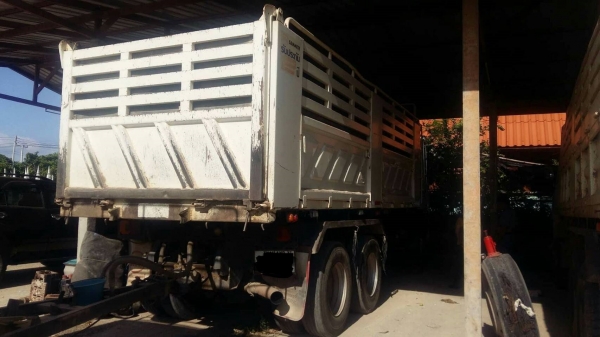 พ่วง 22 ล้อ HINO FM2P 380 แรง ปี 55 กระบะเหล็กหิน ทราย - ดั้ม สามมิตรแท้ ไมล์ 660,000 กม. สภาพสวย พร้อมโอน