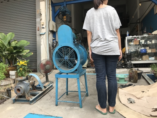 ขายพัดลมท่อดูด-เป่าอากาศ พร้อมแท่น มอเตอร์ Mitsubishi 0.5HP. 220V ไฟบ้าน สภาพสวย หมุนนิ่ม ลมแรง พร้อมใช้งาน