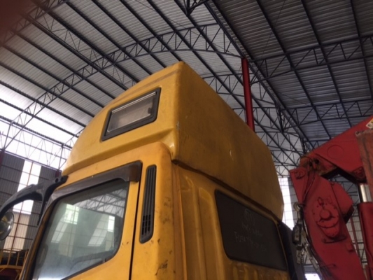 ขายหมวกใส่หัวเก๋งรถบรรทุก10ล้อ,หัวลาก มีที่นอนอยู่ในหมวก มีช่องแอร์,หน้าต่าง,มุ่งลวด สนใจติดต่อ 0860801238