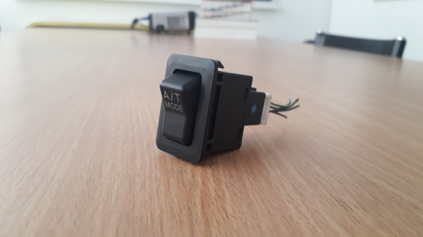 สวิทช์ AT MODE ทรงตั้ง