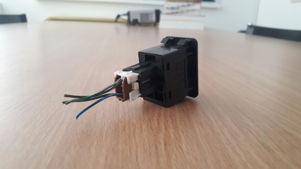 สวิทช์ AT MODE ทรงตั้ง สวิทช์ AT MODE ทรงตั้ง