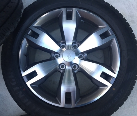 ล้อแม็กป้ายแดง Ford Everest ขอบ20 พร้อมยางป้ายแดง Goodyear 265-50-20 ปี 17 สวยกริ๊บ เส้นสีชัดๆทุกเส้น