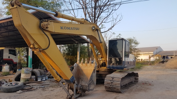 ขายPC200-5เก่านอกใช้แล้ว