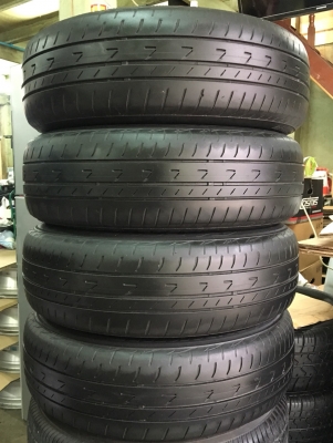 ล้อแม็ก Nissan Tida ขอบ 15 พร้อมยาง Bridgestone 185-65-15 ปลายปี 14 สภาพดี