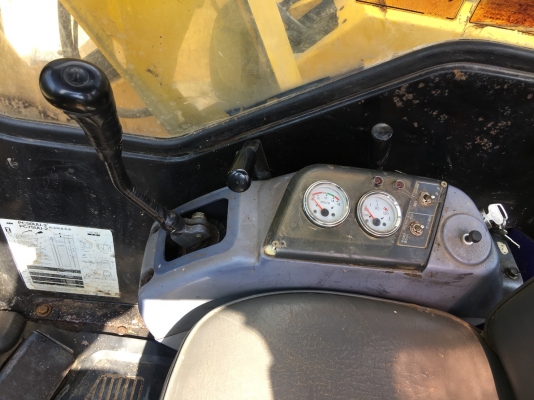 รถแบคโฮ KOMATSU PC - 50 UU. สนใจติดต่อ 081 - 6079515 รถแบคโฮ KOMATSU PC - 50 UU. สนใจติดต่อ 081 - 6079515