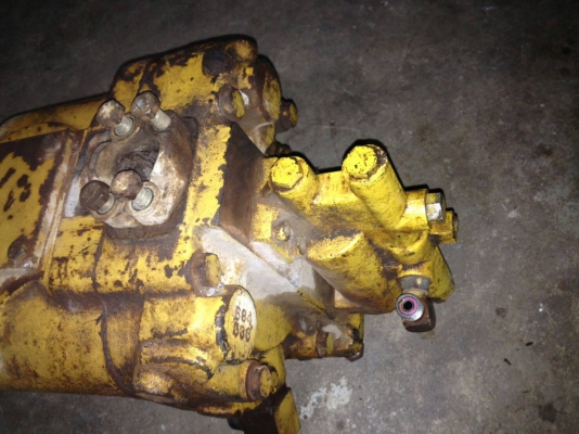 ขายปั้ม รถเกรดเดอร์ cat 140 g