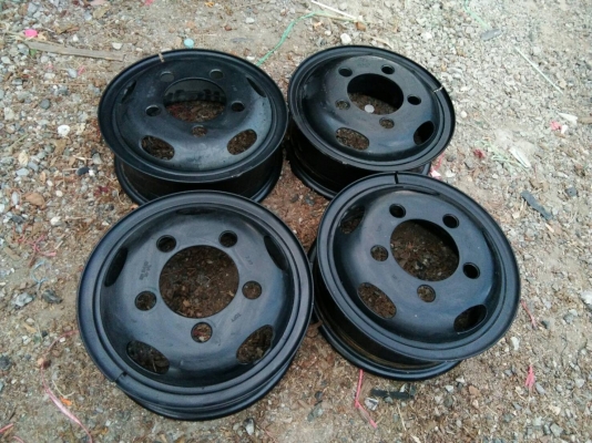 ขายกระทะถอดป้ายแดง 5รูขอบ16 TOPY จำนวน 4 วง วงละ1000บาท