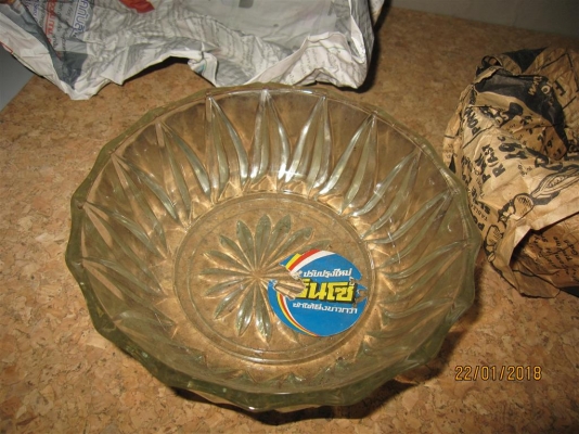 งานสะสมครับถ้วยแก้วหนา ลายสวย ของผงซักฟอกยี่ห้อรินโซ่ งานสะสมครับถ้วยแก้วหนา ลายสวย ของผงซักฟอกยี่ห้อรินโซ่