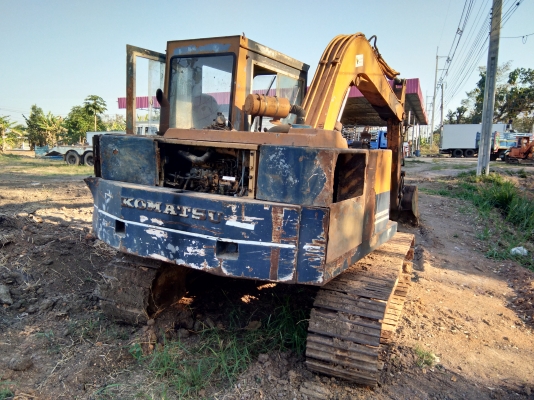 ขายด่วนรถแบคโฮkomatsu=PC60=3 รถใช้งานอยู่ทุกวันครับ