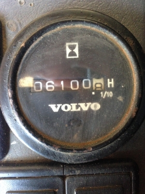 ขายรถแบคโฮ VOLVO EC210B PR1ME เอกสารอินวอย ไมล์ ู6100 ชม.ราคา 950000 ขายรถแบคโฮ VOLVO EC210B PR1ME เอกสารอินวอย ไมล์ ู6100 ชม.ราคา 950000