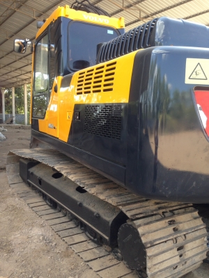 ขายรถแบคโฮ VOLVO EC210B PR1ME เอกสารอินวอย ไมล์ ู6100 ชม.ราคา 950000