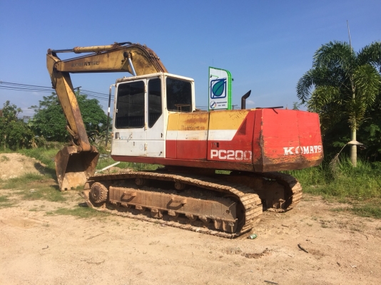 ขายรถขุดPC200-5 เอกสารอินวอยล์ขึ้นเล่มได้เลยมีครบ รถมือเดียวป้ายแดง สภาพดี