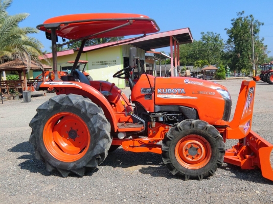 ❥ขายคะรถไถมือ ✌️L3608 ★★สภาพนางฟ้า★★อุปกรณ์ 3 ชิ้น  ใบดันหน้า+ผาน+โรตารี่ ทำงาน 1650ชม ราคา270000฿ ⛽จัดส่งฟรี ↠↠สนใจติดต่อสอบถาม↠0906910337 ⛳พิกัด ร้านส.เจริญแทรกเตอร์ อ.บางระกำ จ.พิษณุโลก