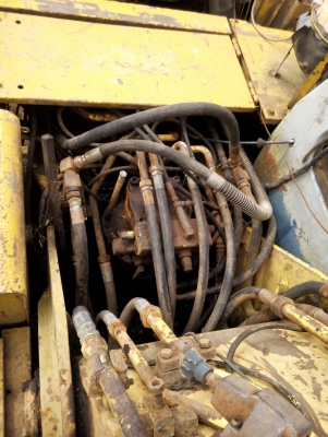 ขายรถแบคโฮ KOBELCO SK220-/// ราคา 350000