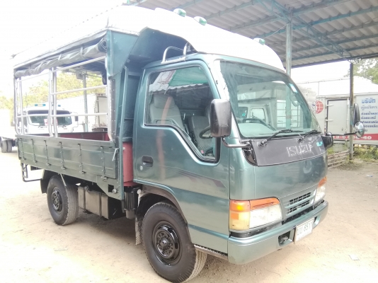 4 ล้อบรรทุก *ไม่ติดเวลา* ISUZU NKR 120 แรงม้า *ยาว 3.20 ม.* รถสวยเดิม+สวยจริง+สภาพรถพร้อมใช้งาน * มีเล่มพร้อมโอน *