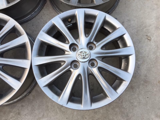 ขายล้อแม็ก Toyota Vios พร้อมน็อตล้อ ขอบ 15 4 ล้อ ราคา 2,500 บาท